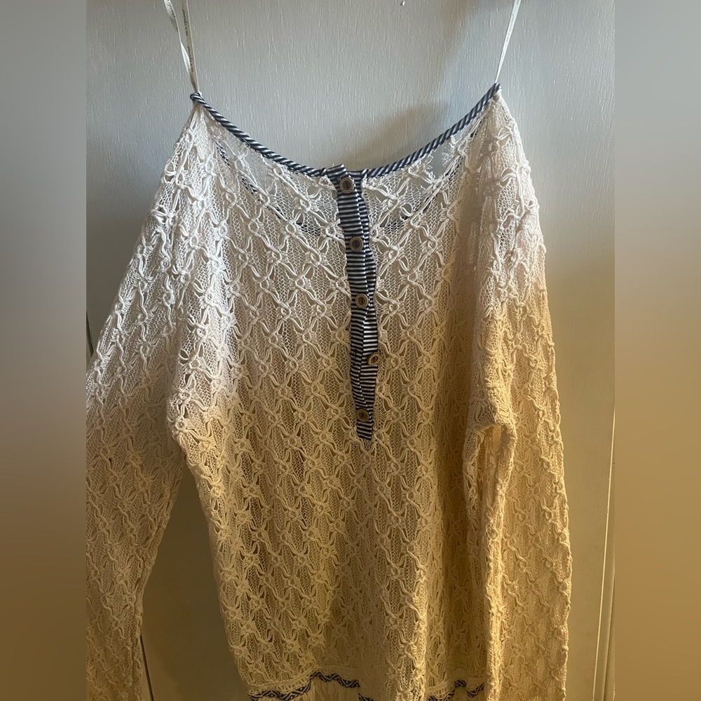 Long sleeve blouse